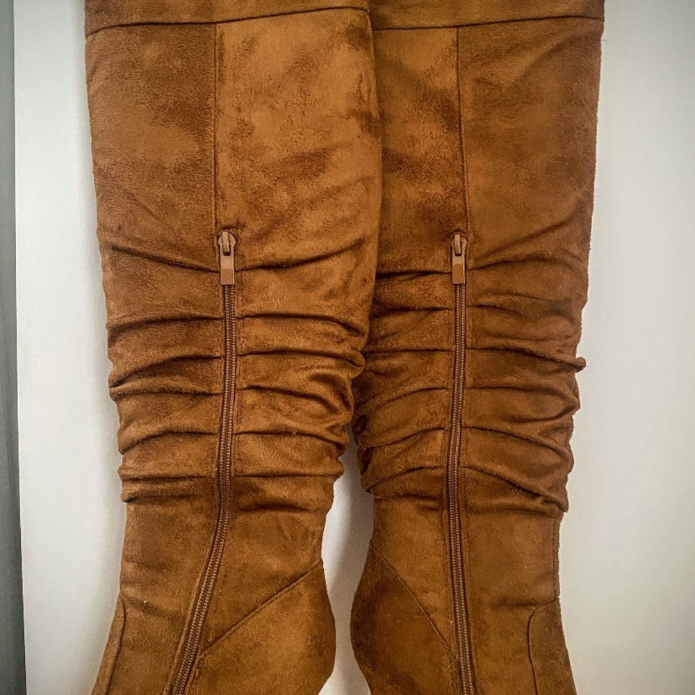 Elegant Tan Over-the-Knee Boots